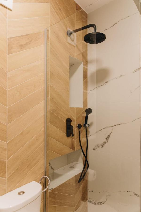 Tulip Apartment Oradea Zewnętrze zdjęcie