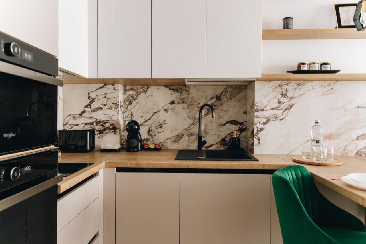 Tulip Apartment Oradea Zewnętrze zdjęcie